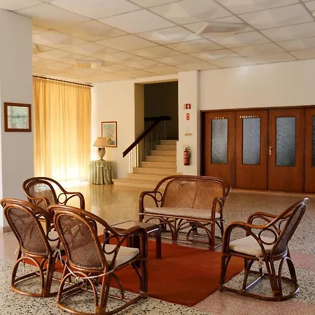 Inatel Otel 3*